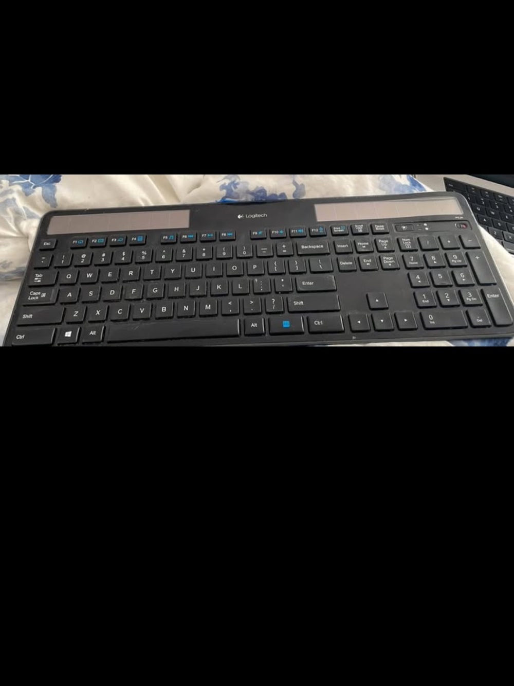 Logitech K750 Wireless Solar Keyboard full size with receiver